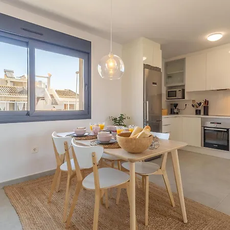 Cozy In Lägenhet Torrevieja