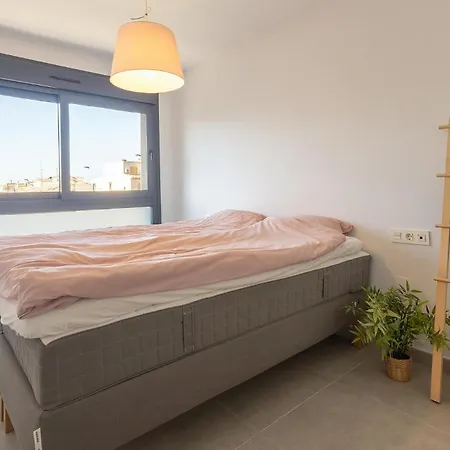 Cozy In Apartment *